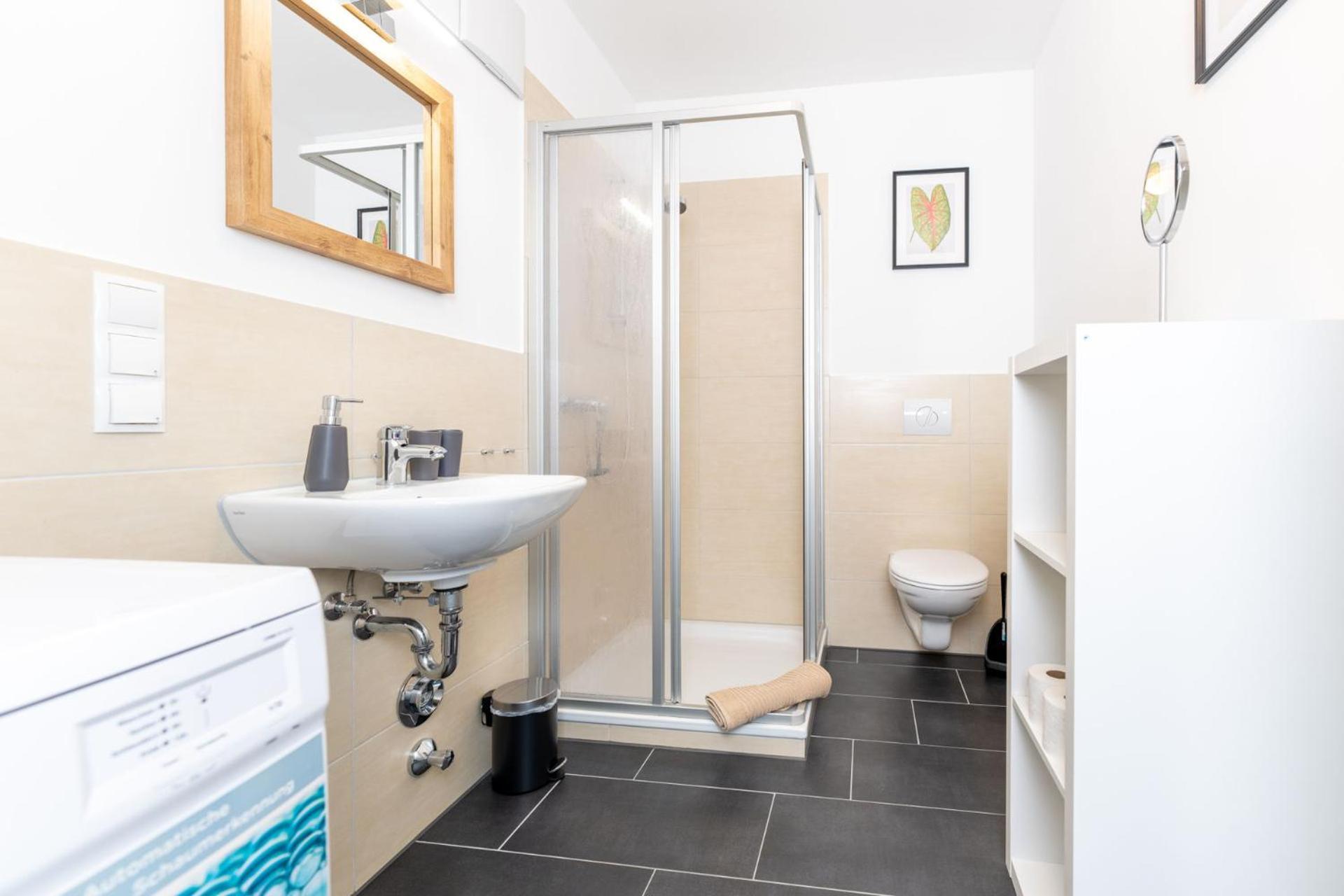 Modernes Apartment Mit Privatem Stellplatz Wenige Minuten Von Der Innenstadt & Mosel Coblenza Exterior foto