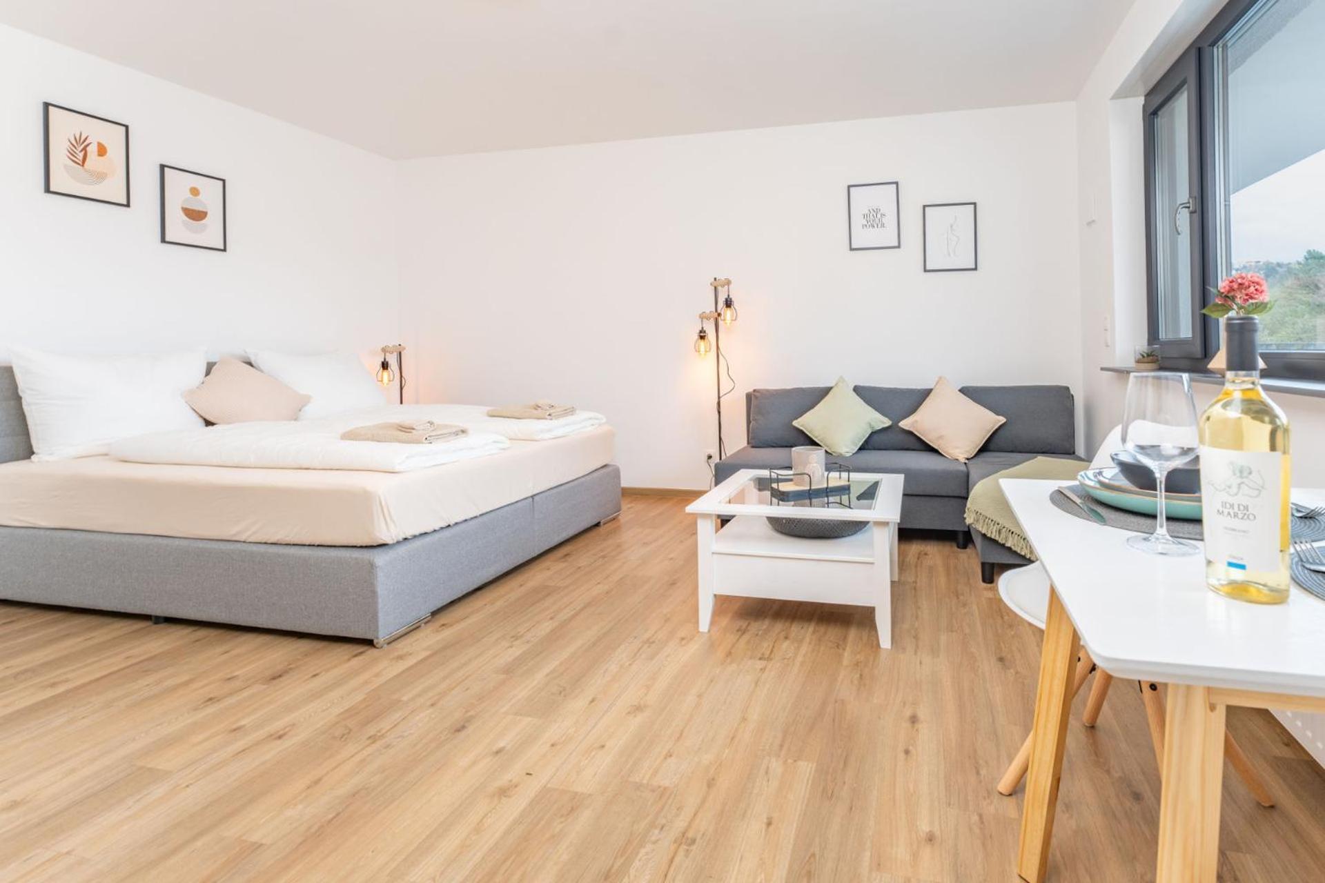 Modernes Apartment Mit Privatem Stellplatz Wenige Minuten Von Der Innenstadt & Mosel Coblenza Exterior foto